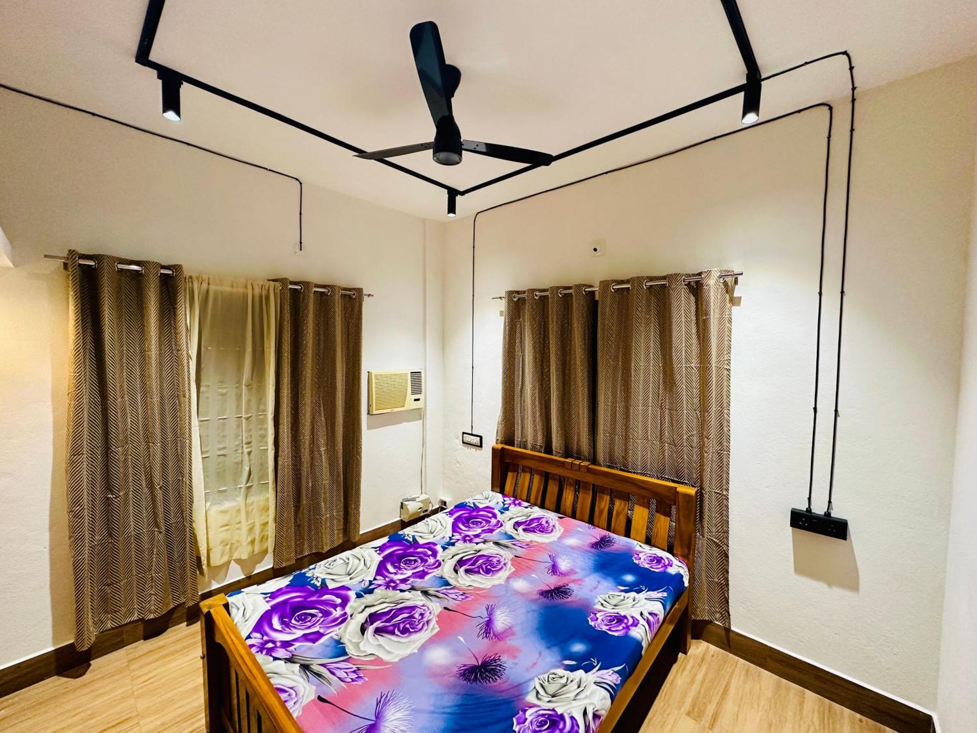 Neat Ac Room Near Someshwar Beach Mangalore Eksteriør bilde